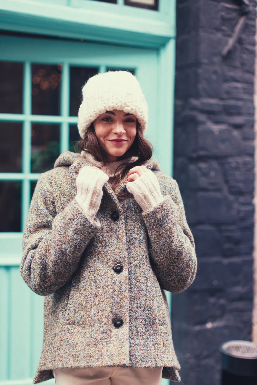 Manteau court à capuche en alpaga multicouleur