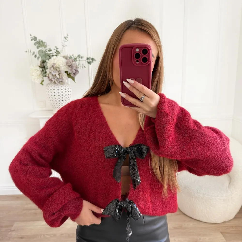 PULL  GILET SEQUINS NOEUD STRASS
