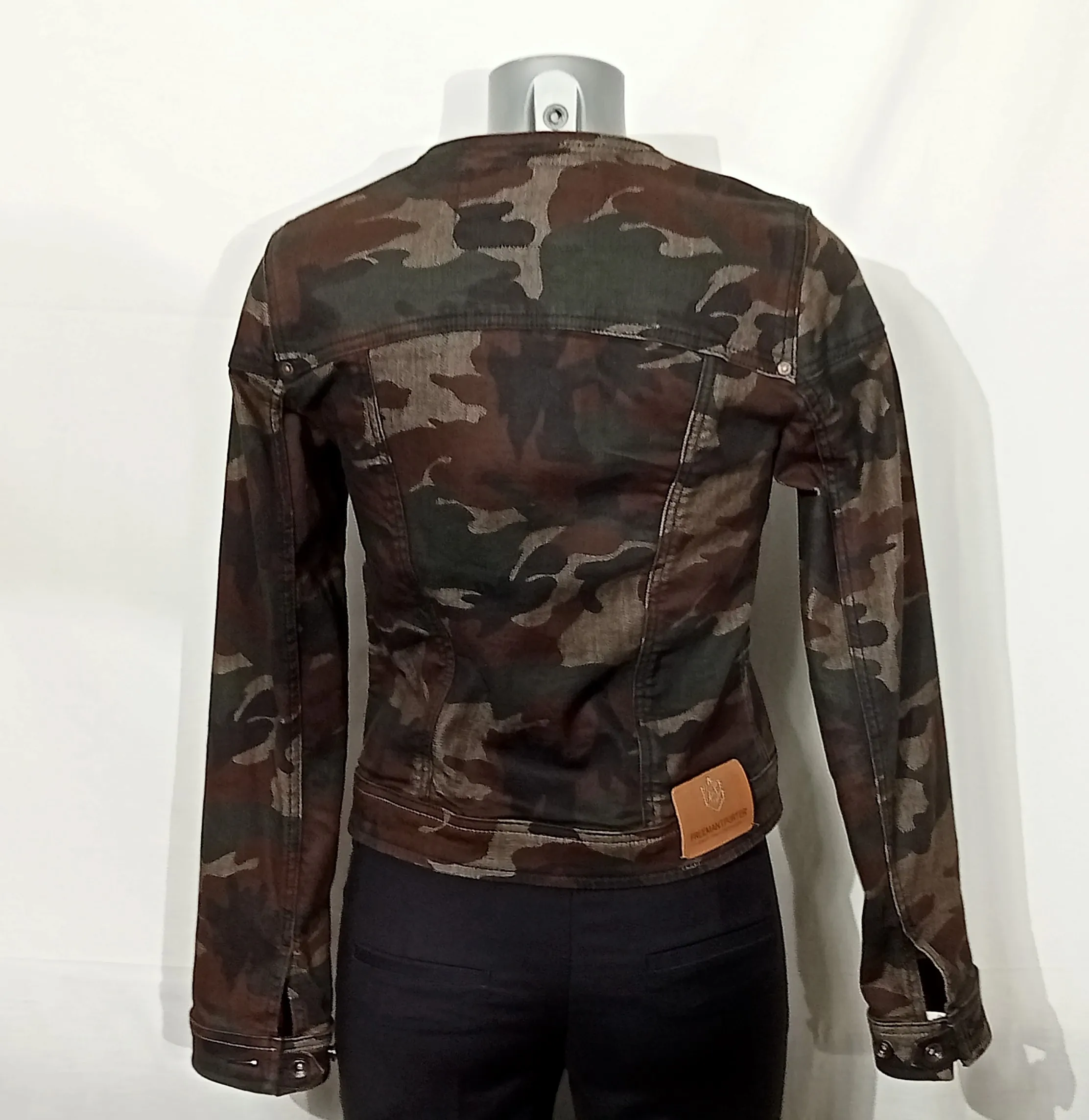 Veste courte 'inspiration camouflage "